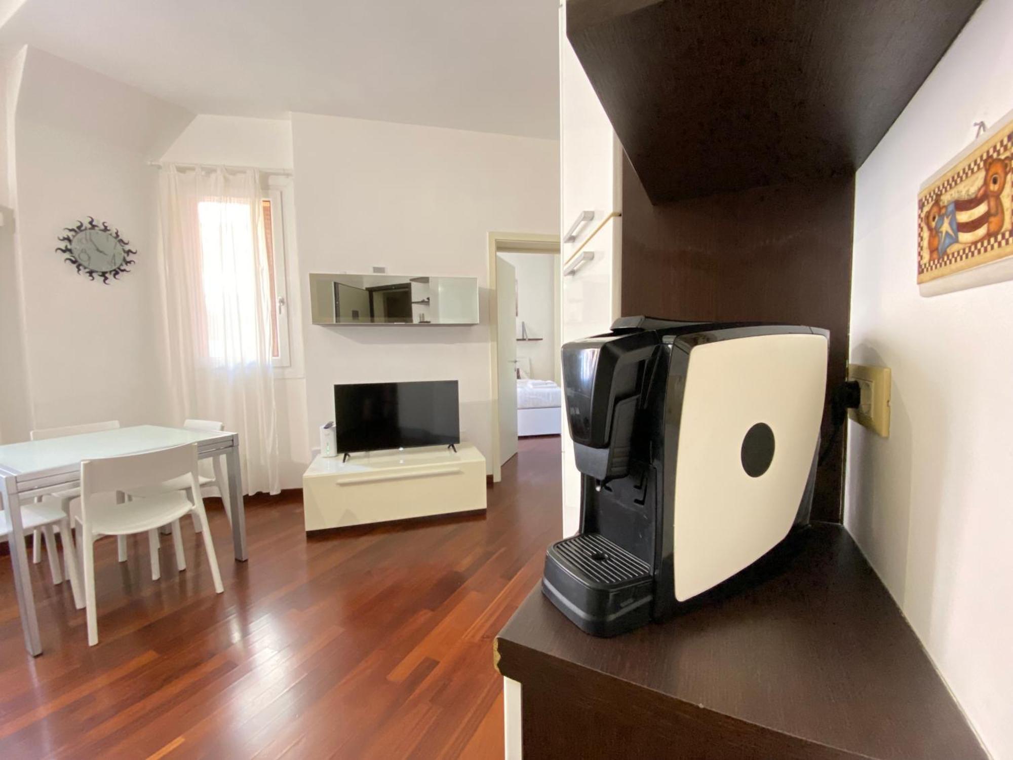 Avantgard Rooms Western Station Bologna Eksteriør billede