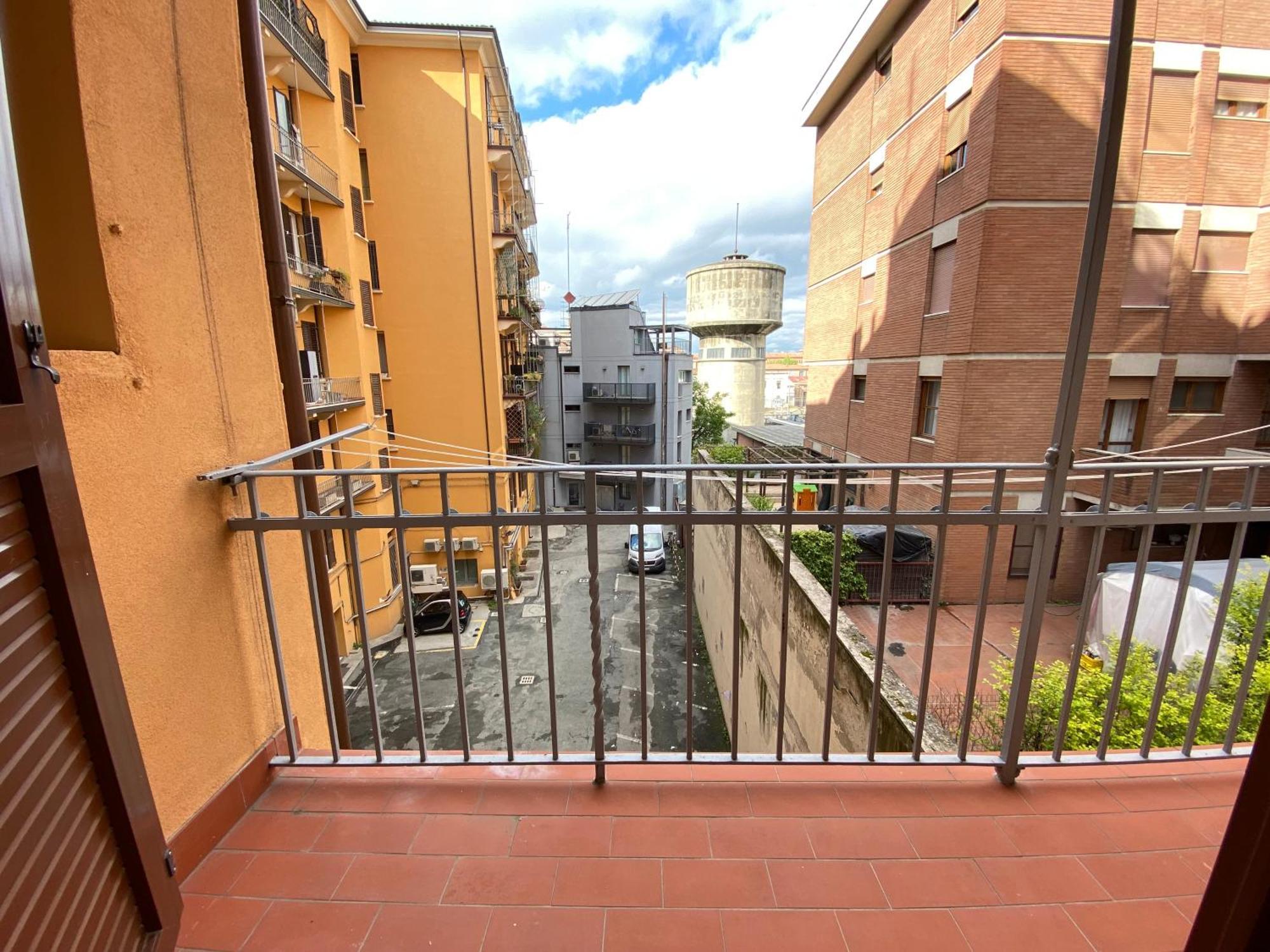 Avantgard Rooms Western Station Bologna Eksteriør billede